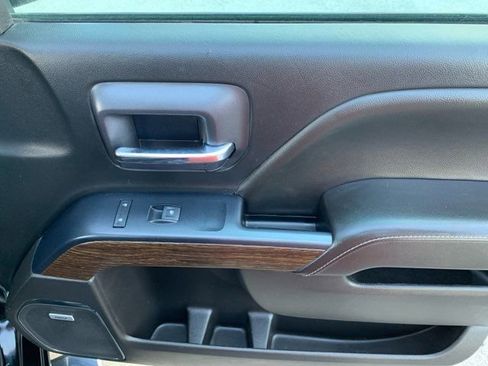 Used 2018 GMC Sierra 3500 Denali image 25