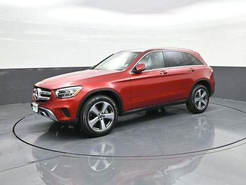 Used 2021 Mercedes-Benz GLC 300 image 1