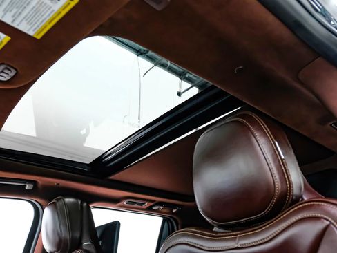 Used 2019 Lincoln Navigator L Black Label image 35