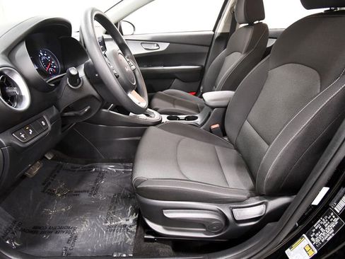 Certified 2024 Kia Forte LXS w/ LXS Technology Package image 14