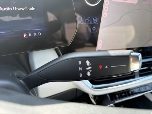 New 2026 Chevrolet Equinox EV LT image 31