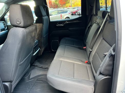 Used 2025 GMC Sierra 1500 Elevation image 21