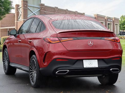 Certified 2025 Mercedes-Benz GLC 300 4MATIC image 7