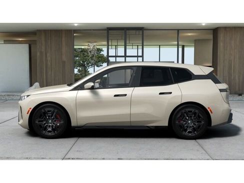 New 2026 BMW iX xDrive60 w/ M Sport Package image 4