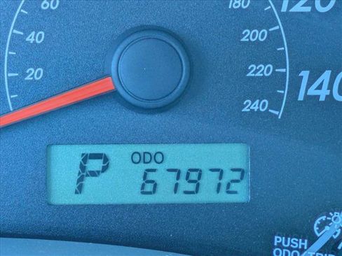 Used 2010 Toyota Corolla LE image 11