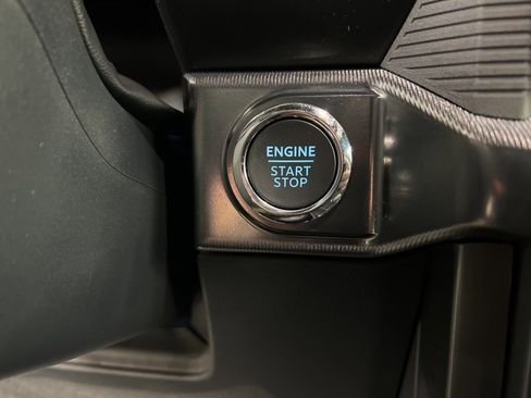 New 2025 Ford F150 Lariat w/ Equipment Group 502A High image 19