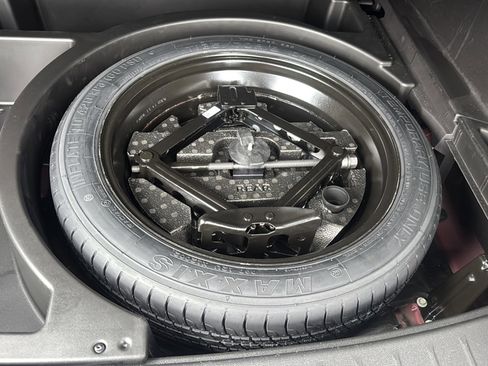 Used 2023 Chevrolet Blazer Premier w/ Enhanced Convenience Package image 28