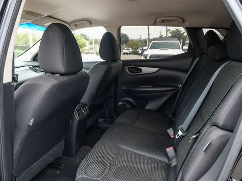 Used 2020 Nissan Rogue Sport S FWD image 18
