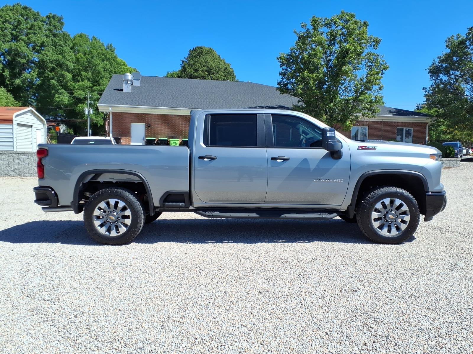 New 2026 Chevrolet Silverado 2500 Custom w/ Custom Value Package AWD/4WD image 10