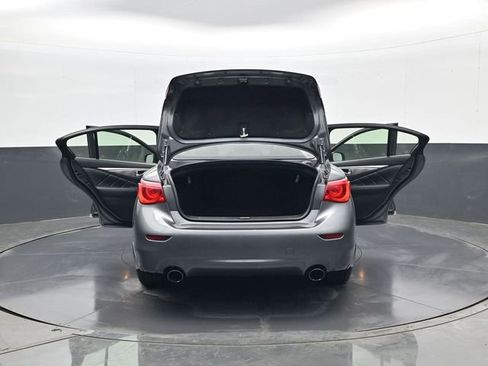 Used 2017 INFINITI Q50 Signature Edition w/ All Weather Package (L93) image 32