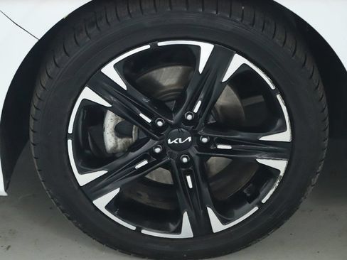 Used 2023 Kia K5 GT-Line AWD/4WD image 41