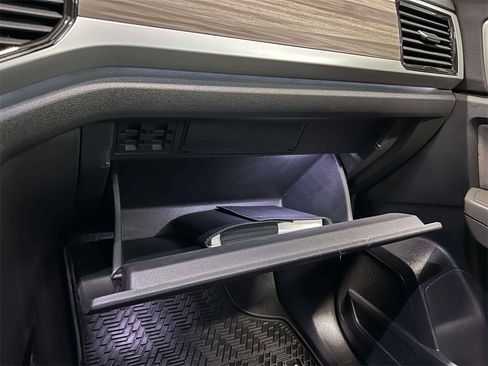 Used 2023 Volkswagen Atlas SEL image 36