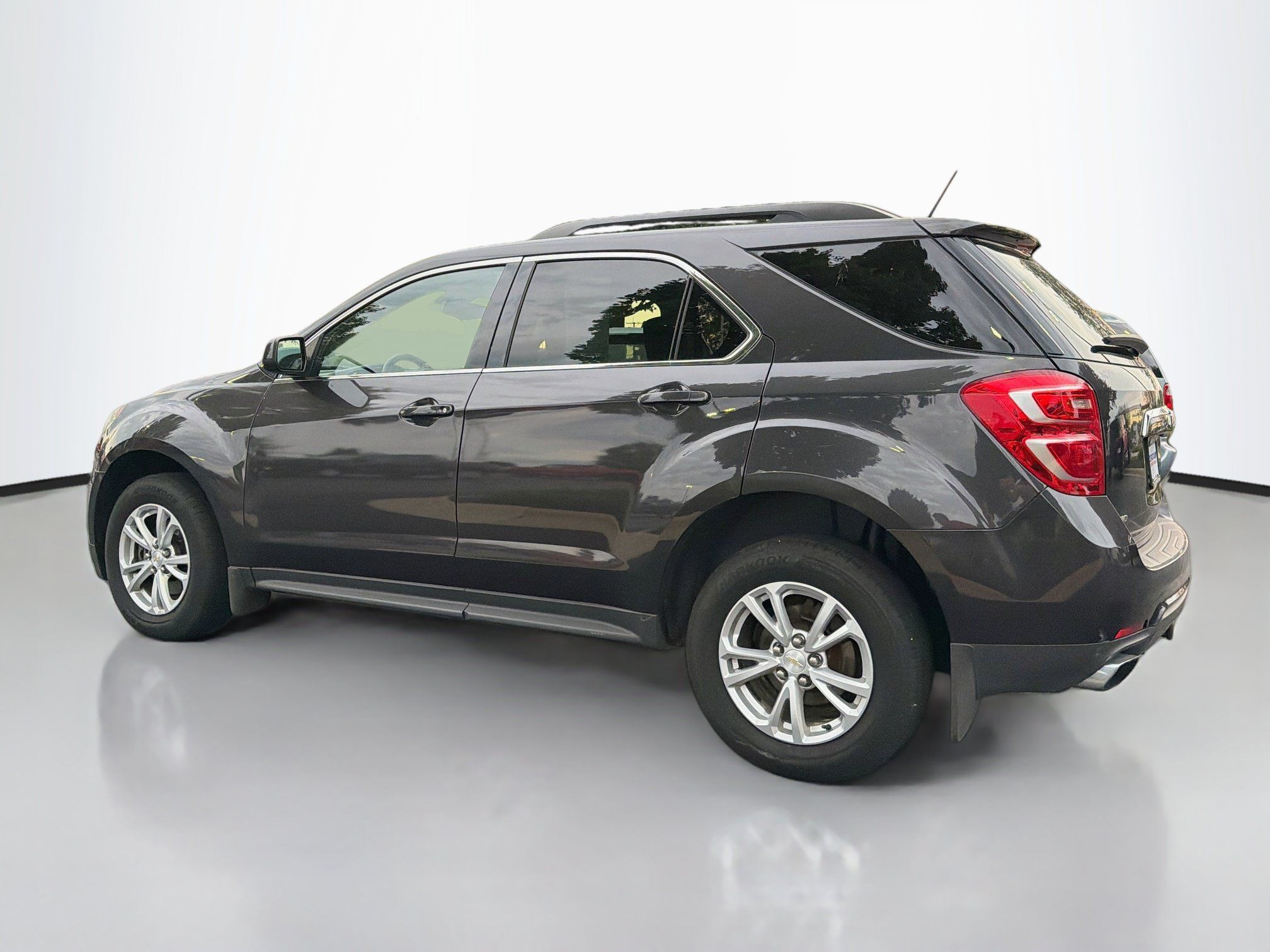 Used 2016 Chevrolet Equinox LT w/ Convenience Package AWD/4WD image 4