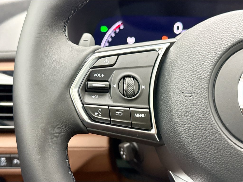 Used 2026 Acura MDX w/ Technology Package FWD image 13