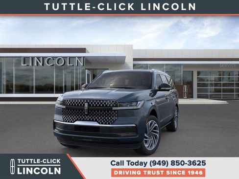 New 2025 Lincoln Navigator Reserve image 2