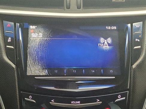 Used 2015 Cadillac XTS image 25