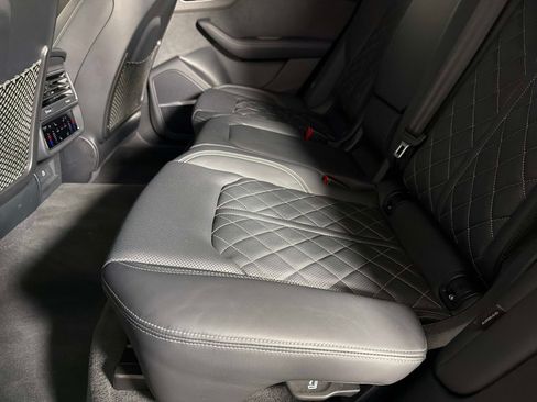 Used 2024 Audi SQ8 Prestige w/ Prestige Package AWD/4WD image 31