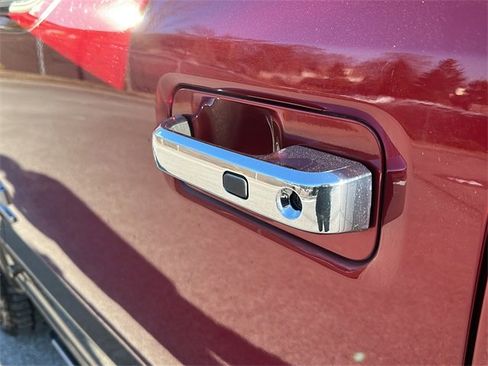 Used 2015 Ford F150 King Ranch w/ Equipment Group 601A Luxury image 7