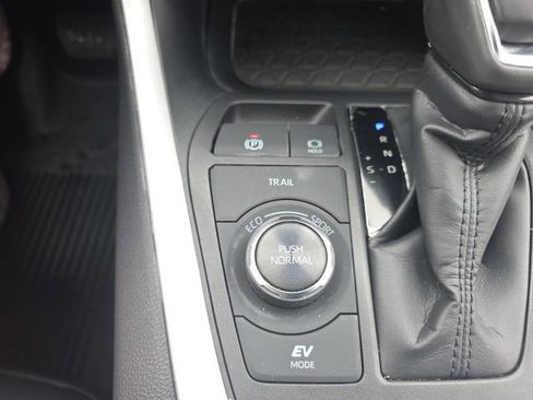 Certified 2025 Toyota RAV4 XSE w/ Weather Package image 22