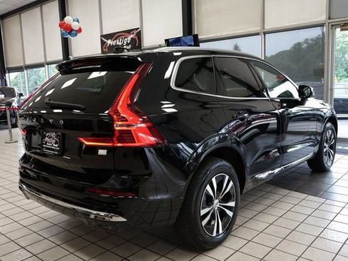 Used 2022 Volvo XC60 T8 Inscription Expression image 18