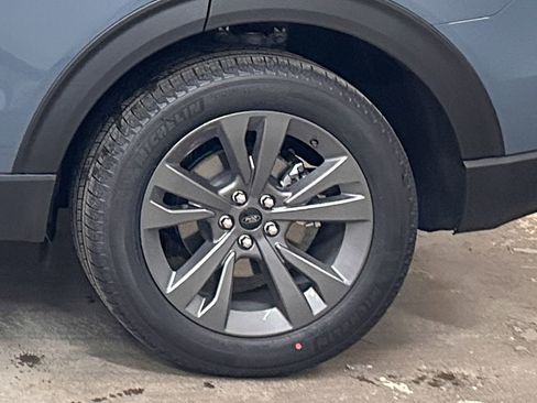New 2026 Ford Explorer Active w/ Active Comfort Package AWD/4WD image 44