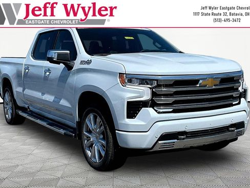 New 2026 Chevrolet Silverado 1500 High Country w/ Technology Package AWD/4WD image 3