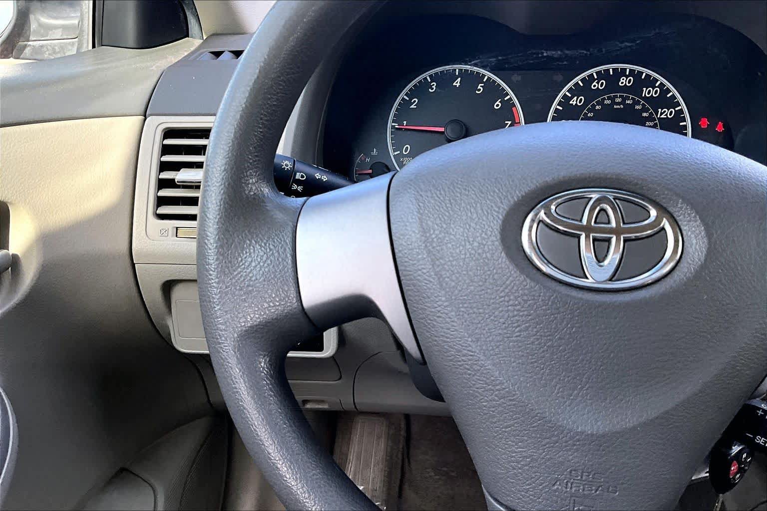Used 2010 Toyota Corolla LE w/ All Weather Guard Pkg FWD image 23