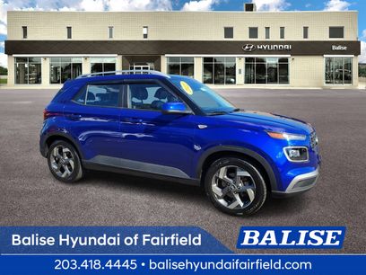 Used 2022 Hyundai Venue Limited w/ Cargo Package