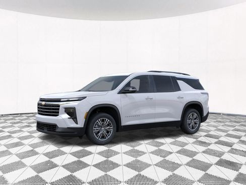 New 2026 Chevrolet Traverse LT FWD image 5