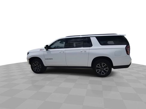 Used 2022 Chevrolet Suburban Z71 AWD/4WD image 6