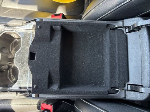 Used 2023 Jeep Grand Cherokee Limited AWD/4WD image 40