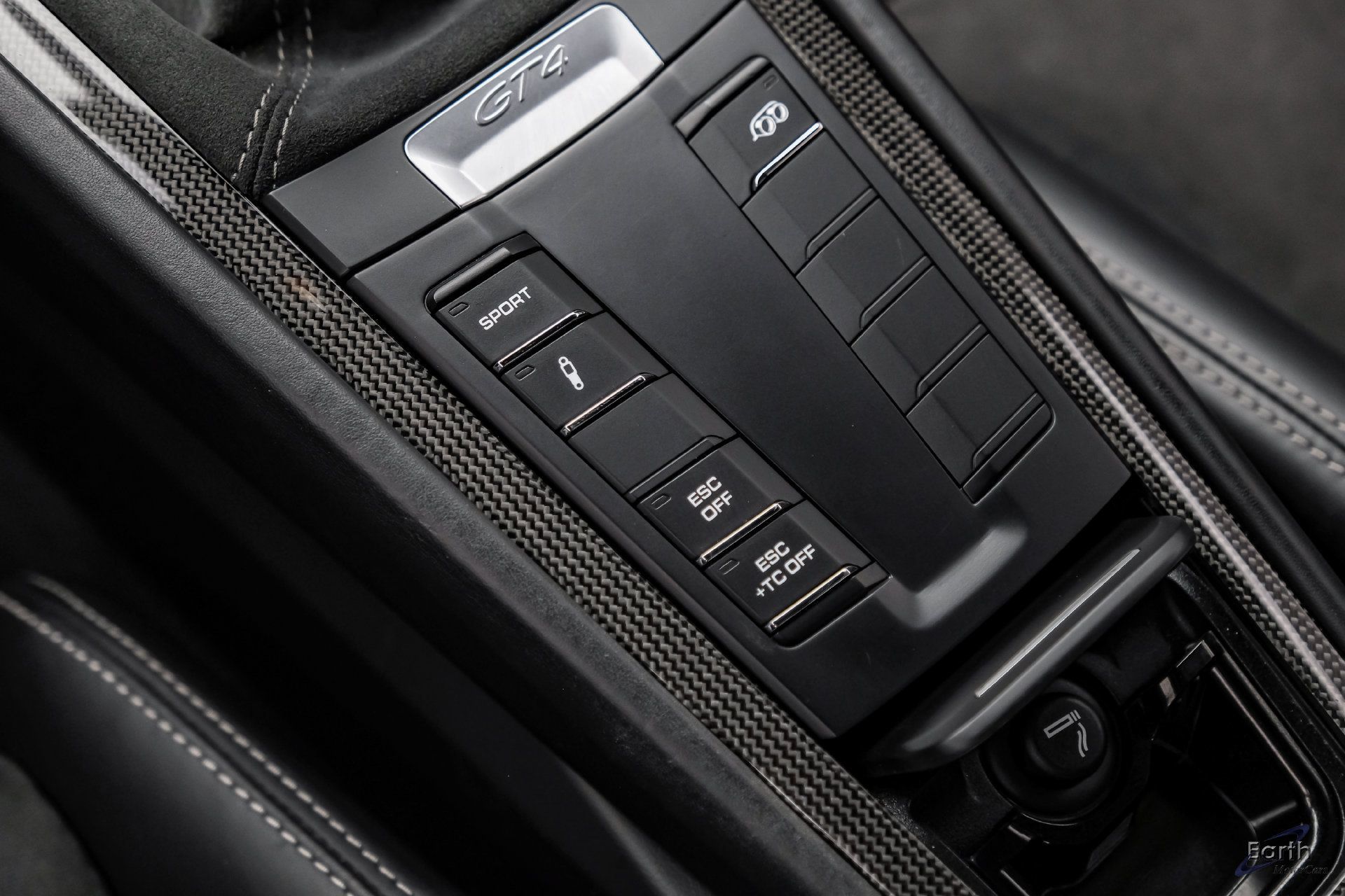 Used 2016 Porsche Cayman GT4 RWD image 64