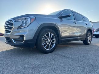 Used 2024 GMC Terrain SLT video 1