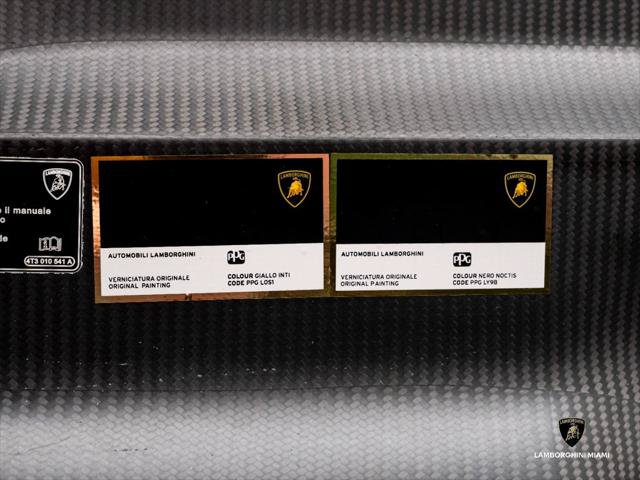 Used 2023 Lamborghini Huracan STO RWD image 6