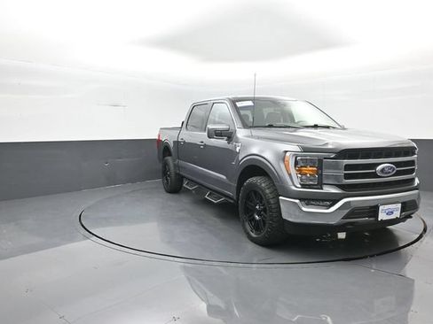 Certified 2021 Ford F150 Lariat w/ FX4 Off-Road Package AWD/4WD image 2