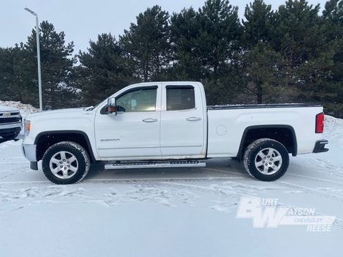 Used 2015 GMC Sierra 1500 SLT w/ Max Trailering Package image 3