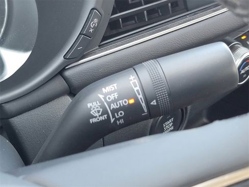 Used 2025 MAZDA MAZDA3 s image 35