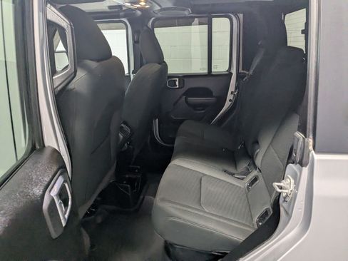Used 2022 Jeep Gladiator Sport AWD/4WD image 22