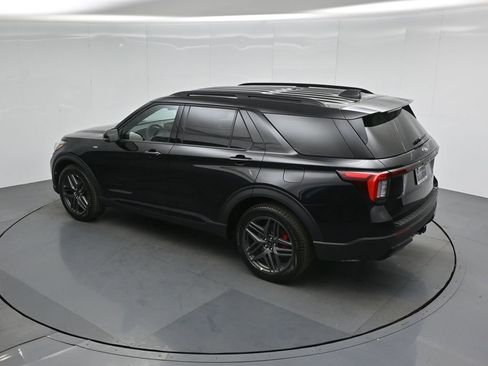 New 2026 Ford Explorer ST-Line image 43