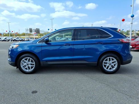 Used 2024 Ford Edge SEL w/ Convenience Package image 2