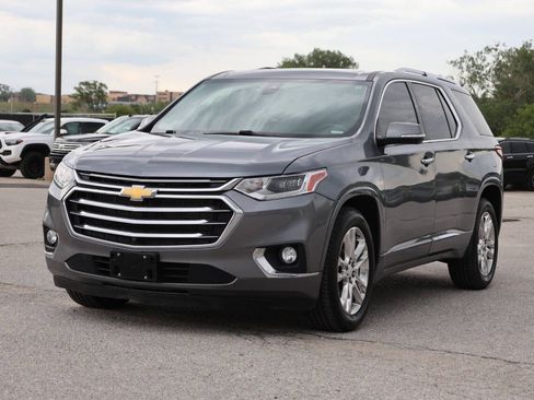 Used 2020 Chevrolet Traverse High Country FWD image 6