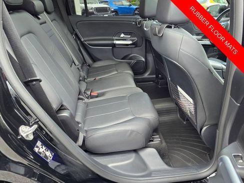 Used 2023 Mercedes-Benz GLB 250 4MATIC image 40