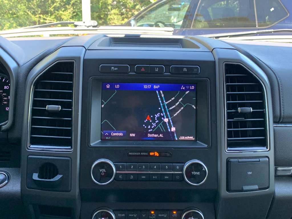 Used 2020 Ford Expedition XLT w/ Equipment Group 202A RWD image 17