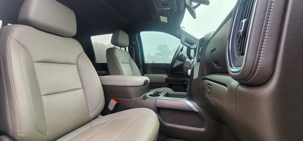 Used 2023 GMC Sierra 3500 SLT w/ SLT Premium Package AWD/4WD image 27
