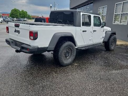 Used 2021 Jeep Gladiator Sport w/ Trailer Tow Package AWD/4WD image 24