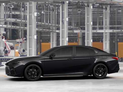 New 2026 Toyota Camry Hybrid w/ Multimedia Upgrade Package FWD image 5