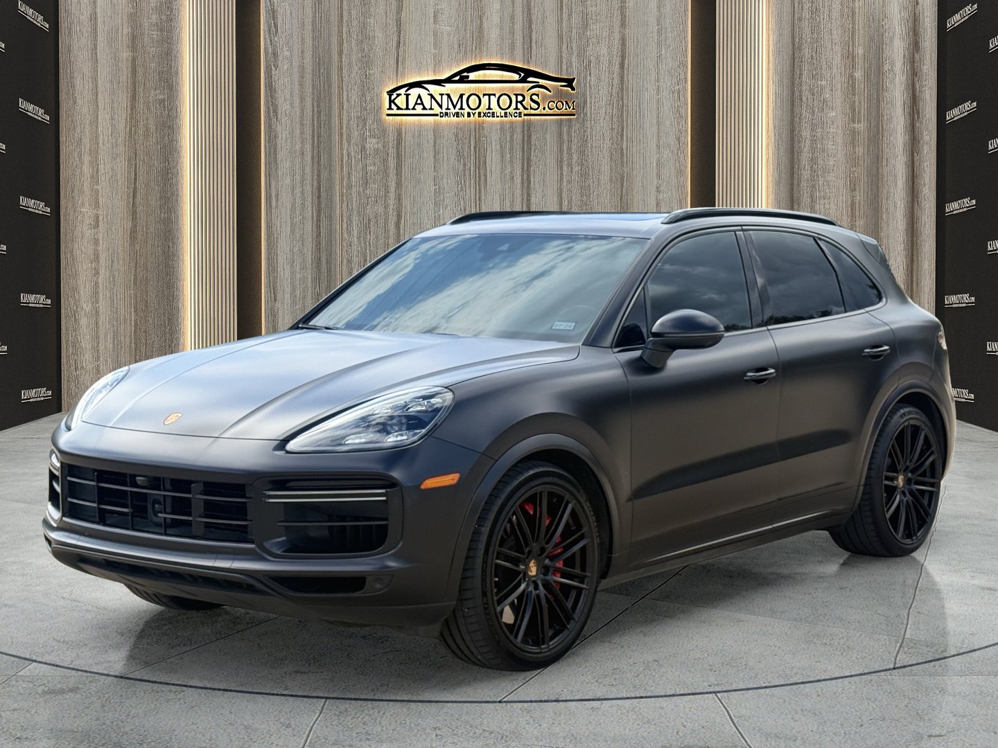Used 2021 Porsche Cayenne Turbo AWD/4WD image 4