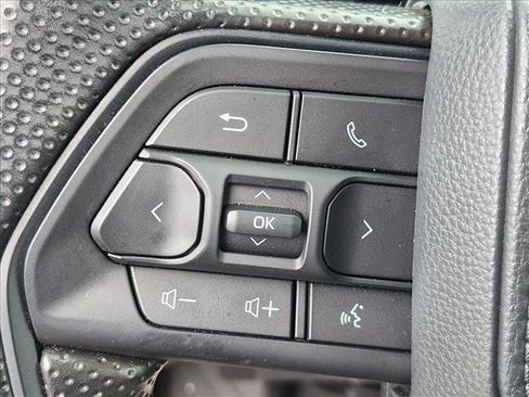 Used 2025 Toyota Tacoma SR5 RWD image 15