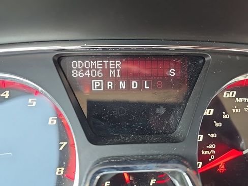 Used 2016 GMC Acadia SLT AWD/4WD image 18