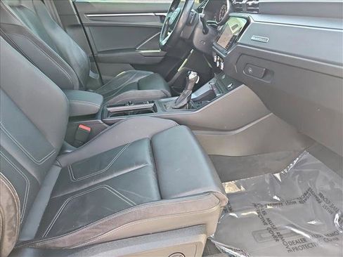 Used 2020 Audi Q3 2.0T Premium Plus image 23